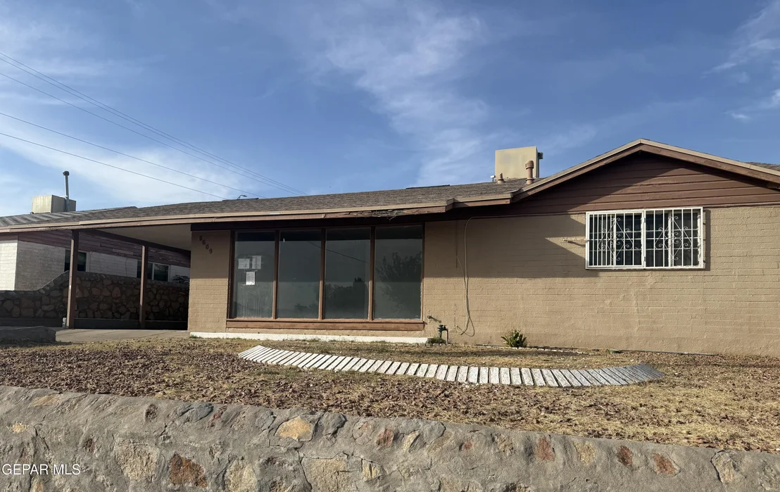 Photo of 5609 VENEZUELA Road