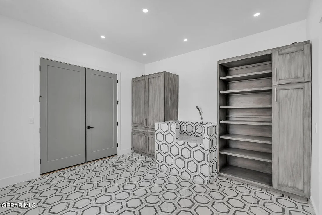 Photo of 6325 Camino Pinon Place