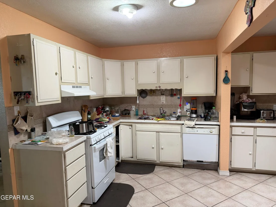 Photo of 1104 CHEYENNE Trail