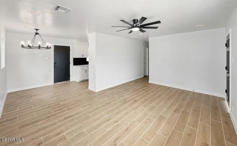Photo of 5117 PEACOCK Lane