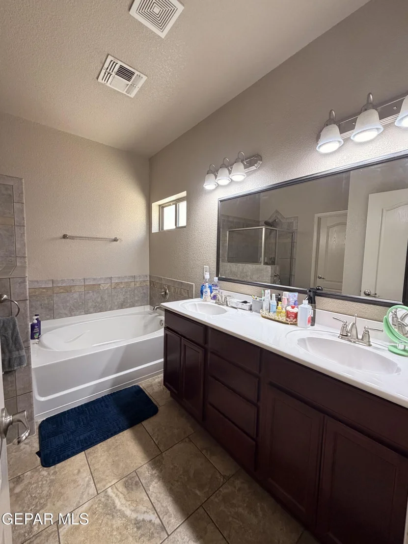 Photo of 7616 Dawnlight Lane