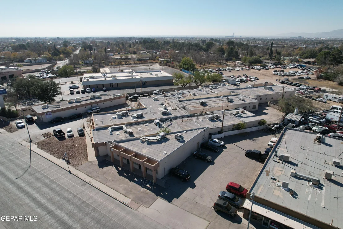 Photo of Unit 1 at 7722 N LOOP Drive