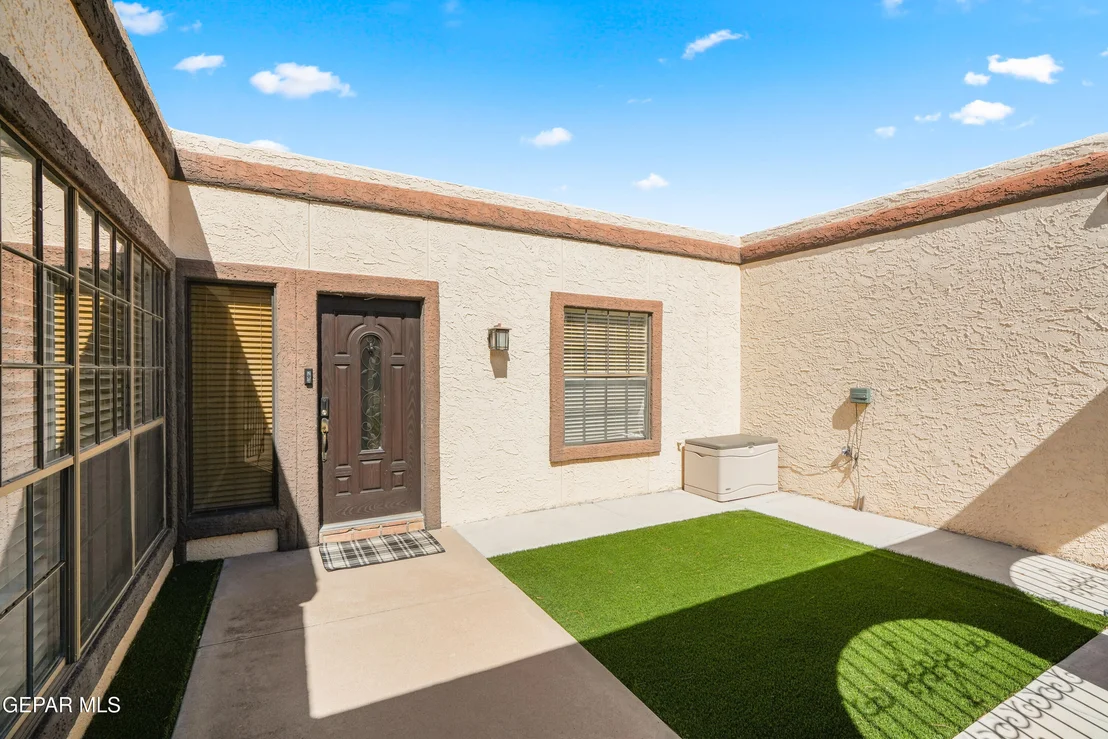 Photo of 6957 GRANERO Drive