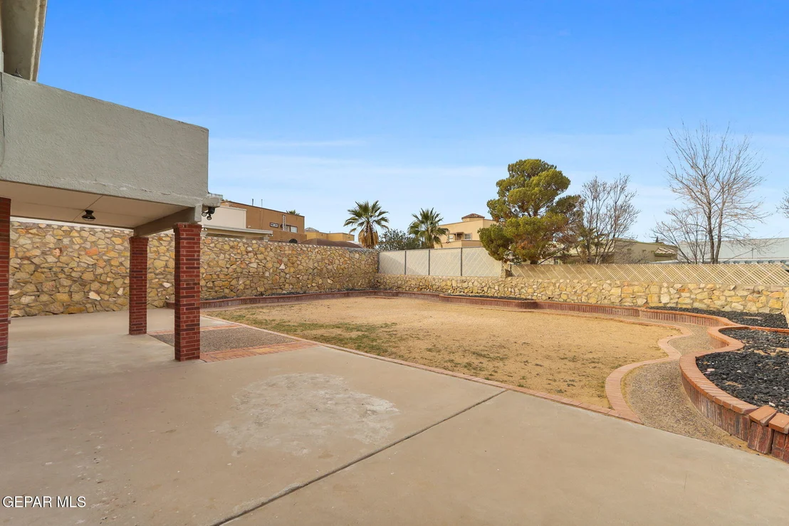 Photo of 12541 SETTING SUN Drive