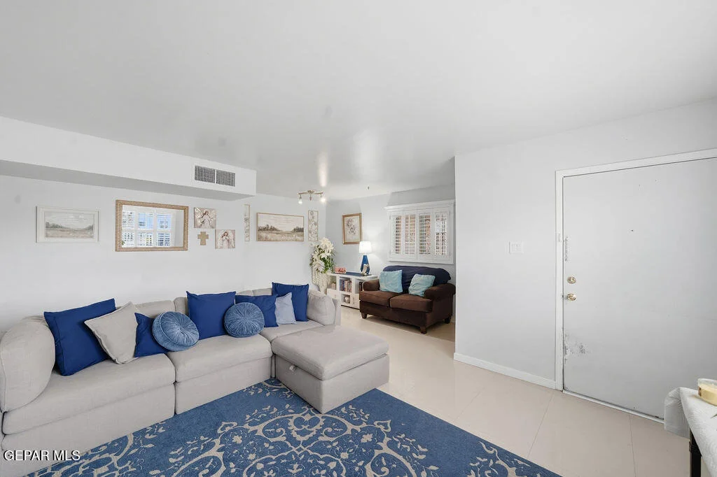 Photo of 8915 CROSSON Circle