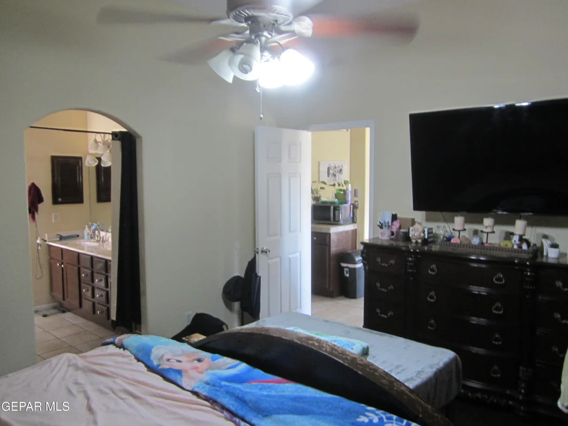 Photo of 7605 Dianjou Drive