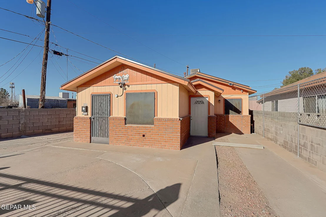 Photo of 8156 Sharp Road