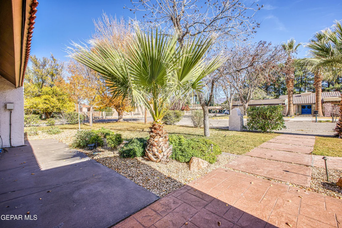 Photo of 5415 ORANTES Place