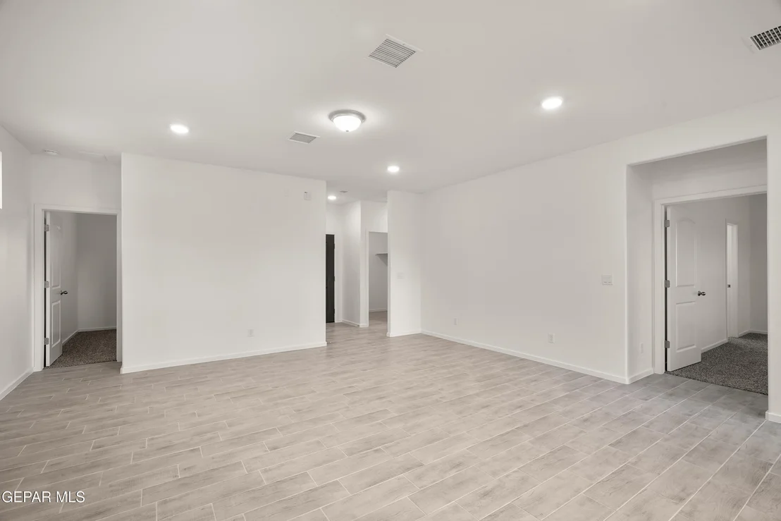 Photo of 13841 Summer Wave Avenue