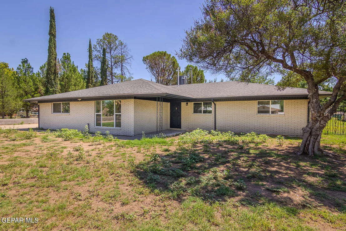 Photo of 730 MONTCLAIR Drive
