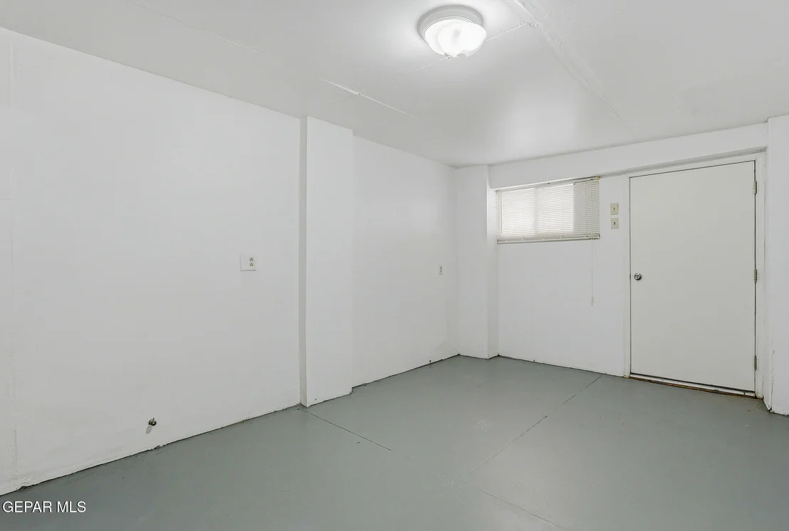 Photo of 2630 Wheeling Avenue