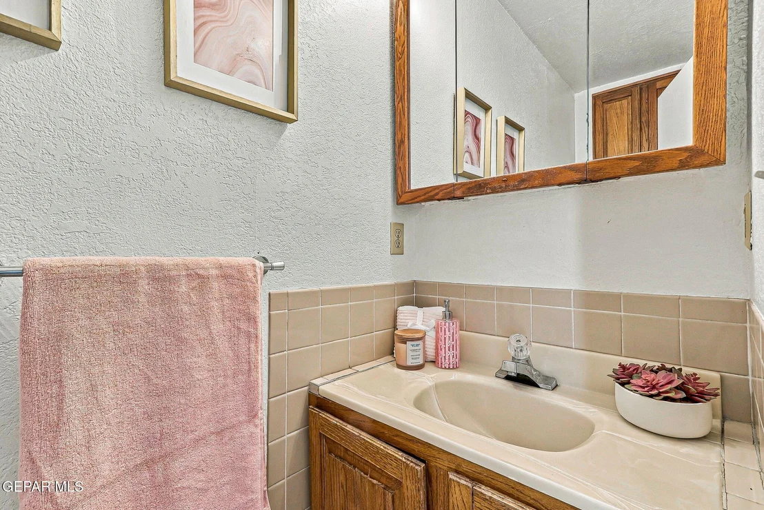 Photo of 3221 WAYSIDE Street