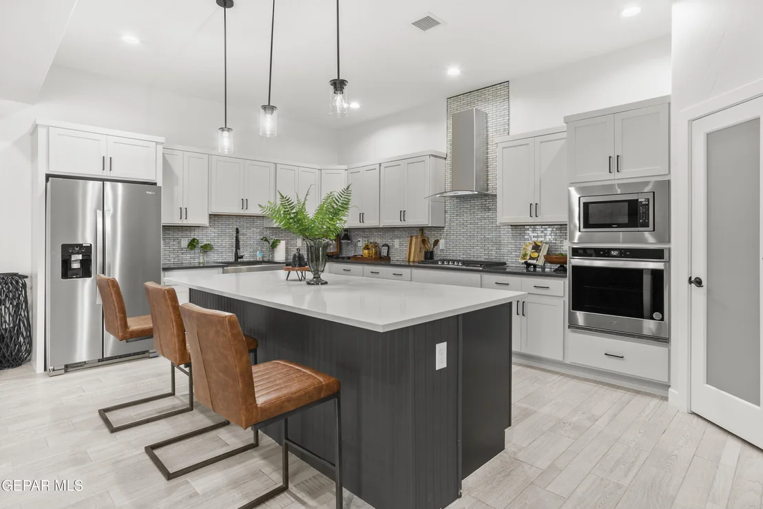 Photo of 3876 Bubble Place