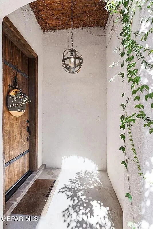 Photo of 5617 RIVER RUN Street