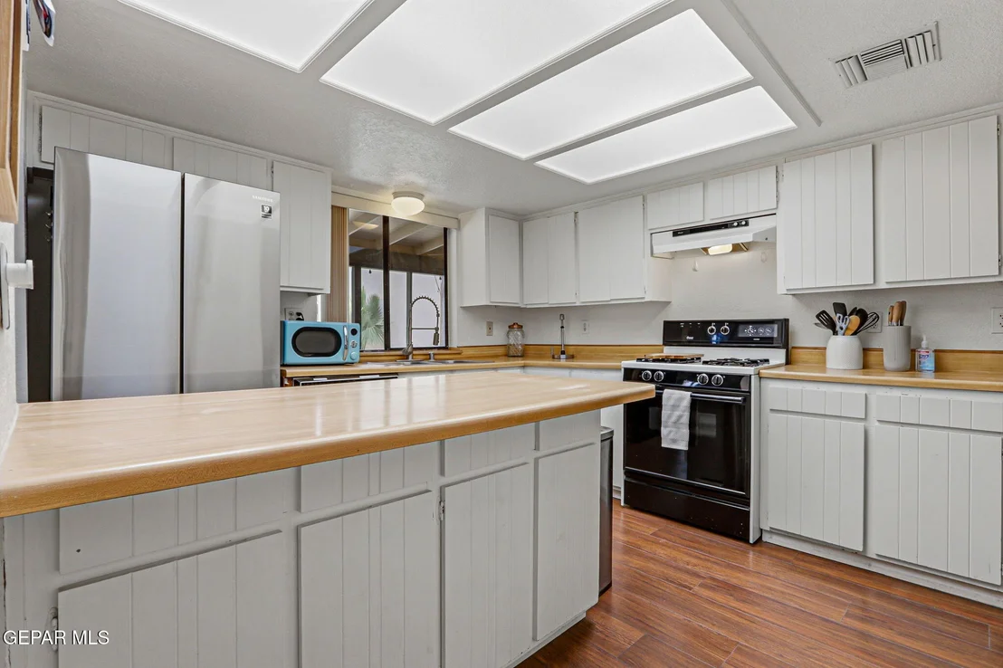 Photo of 368 LA MIRADA Circle