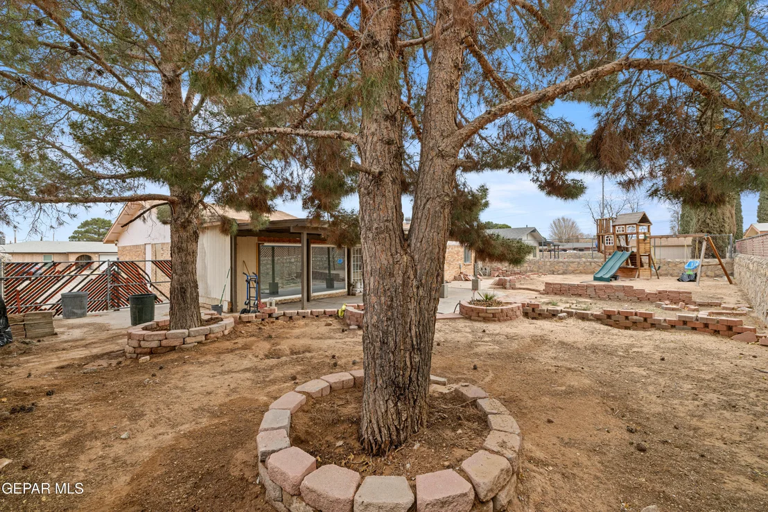 Photo of 11058 bob stone Drive