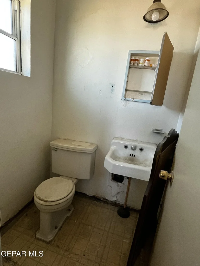 Photo of 4733 Guadalupe Drive