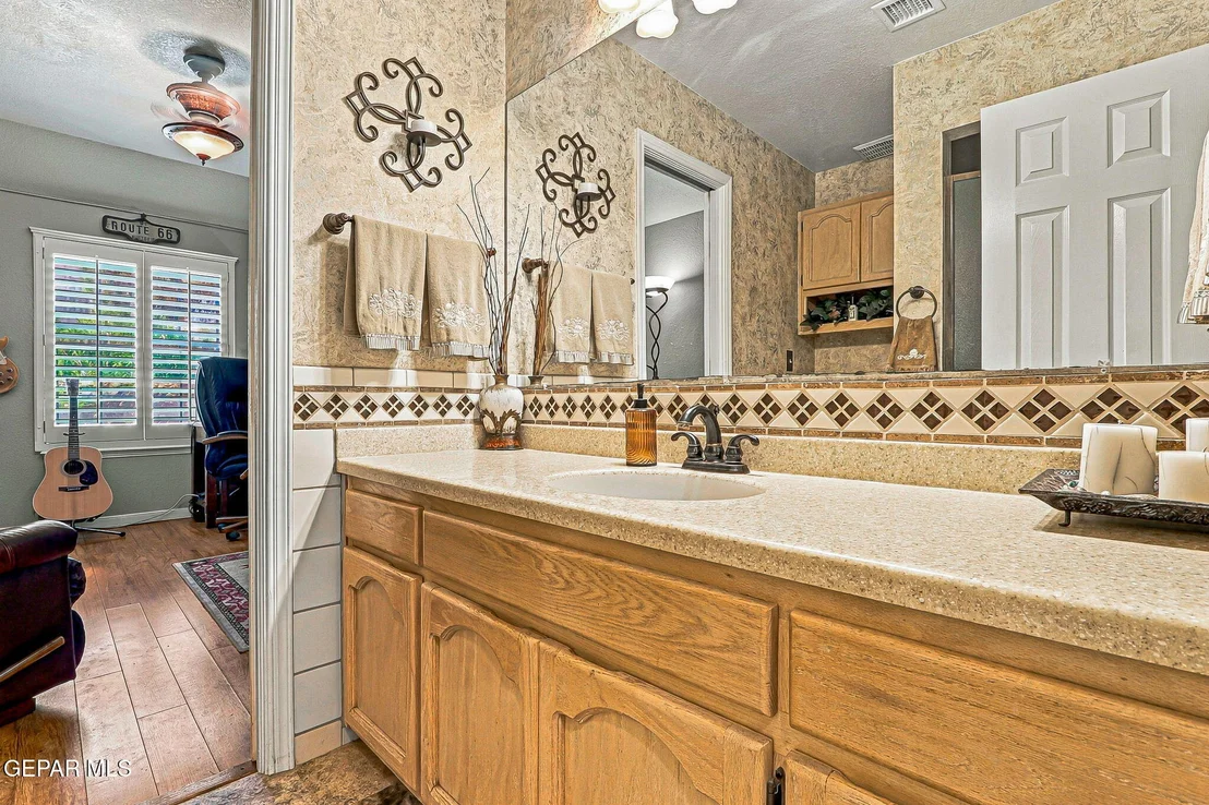 Photo of 1158 PINE RIDGE Way