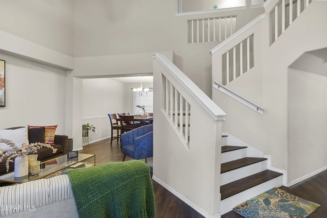 Photo of 6617 PARQUE DEL SOL Drive