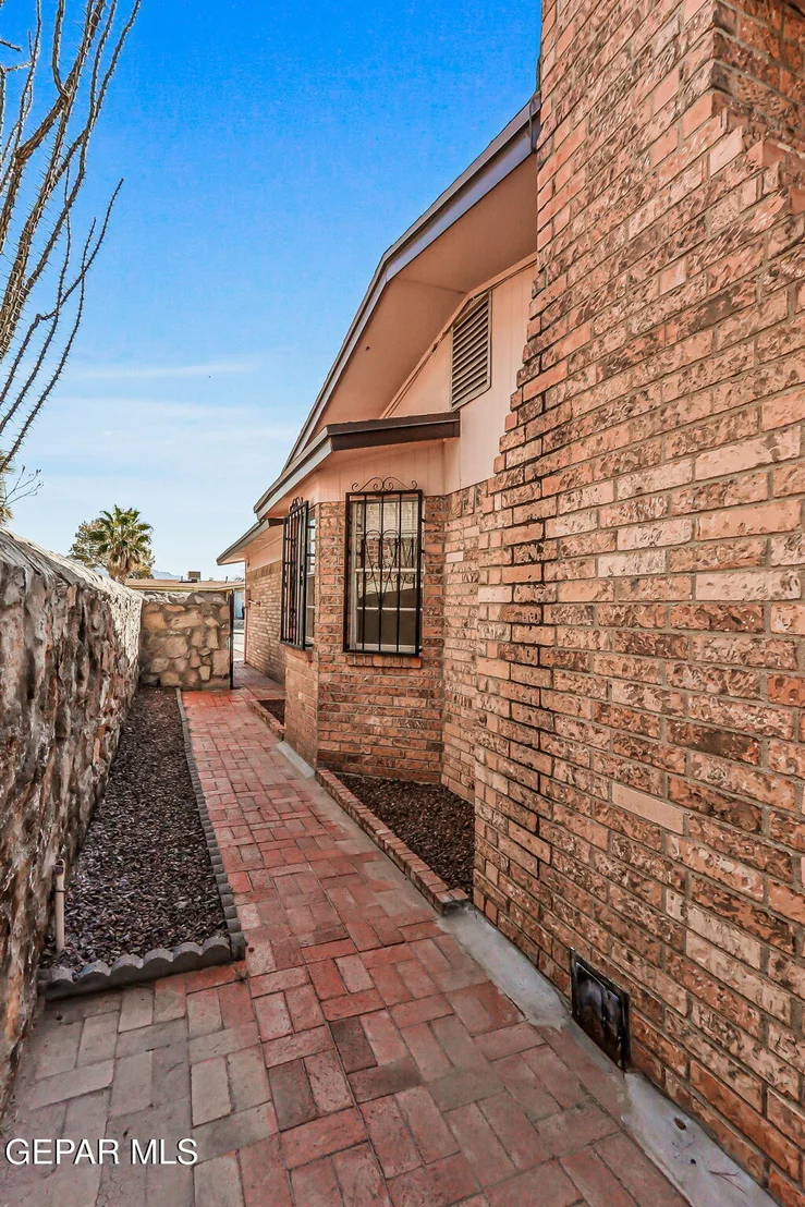 Photo of 701 CENTENNIAL Drive