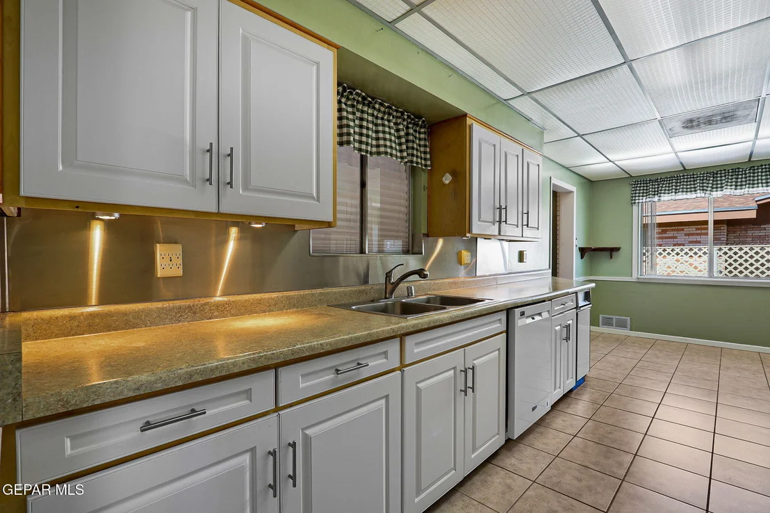 Photo of 4707 EMORY Road