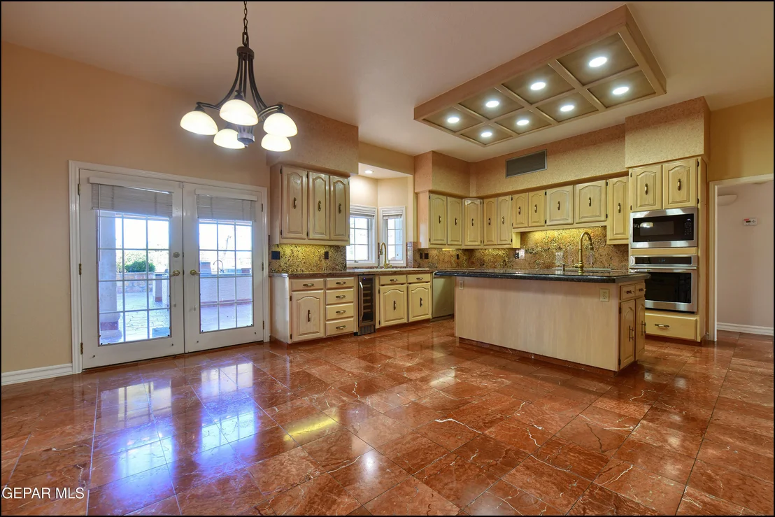Photo of 1605 BILLY CASPER Drive