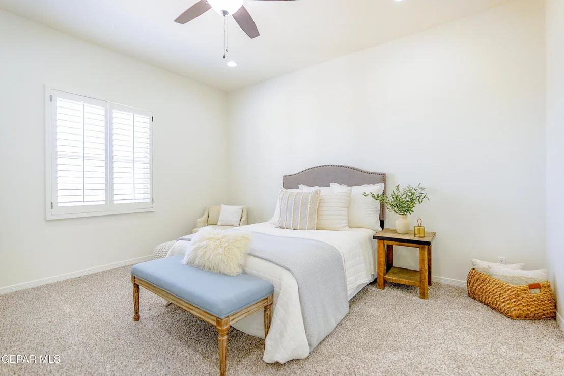 Photo of 13485 Emerald High Street