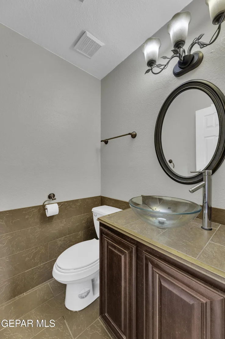 Photo of 2021 GREENLEE Drive
