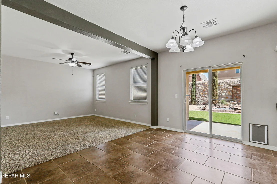 Photo of 7108 N North Skies