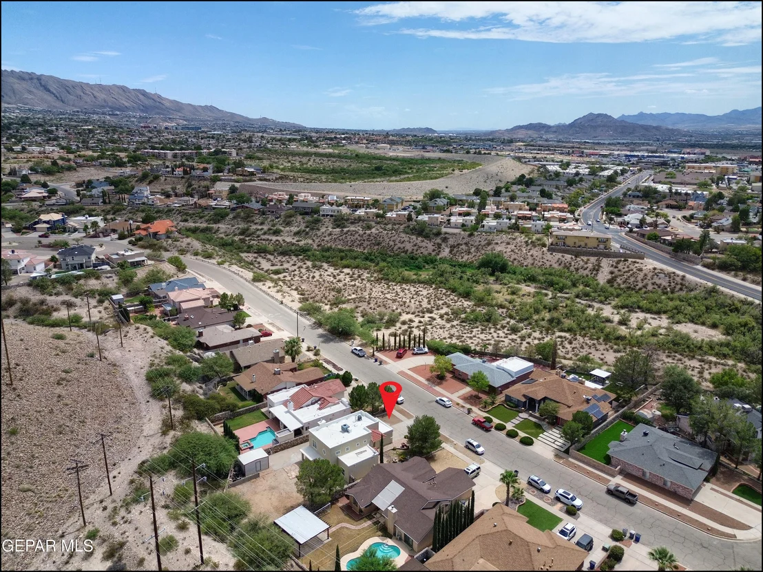 Photo of 7653 DIANJOU Drive