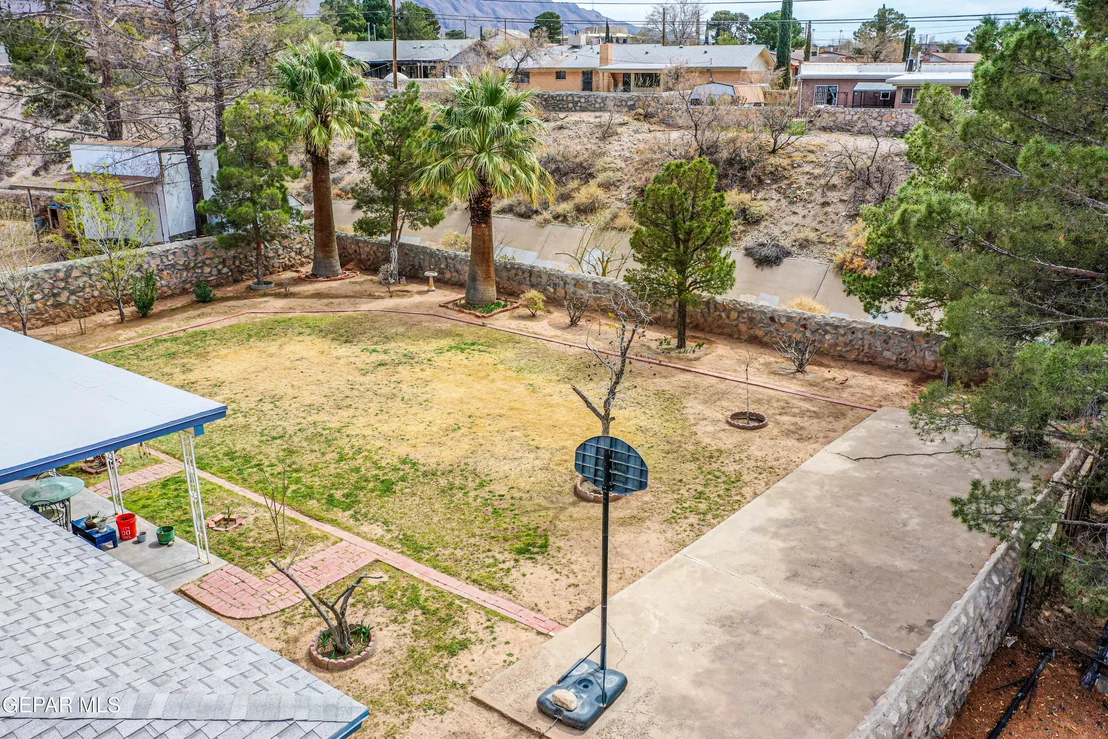 Photo of 7140 Ramada Drive