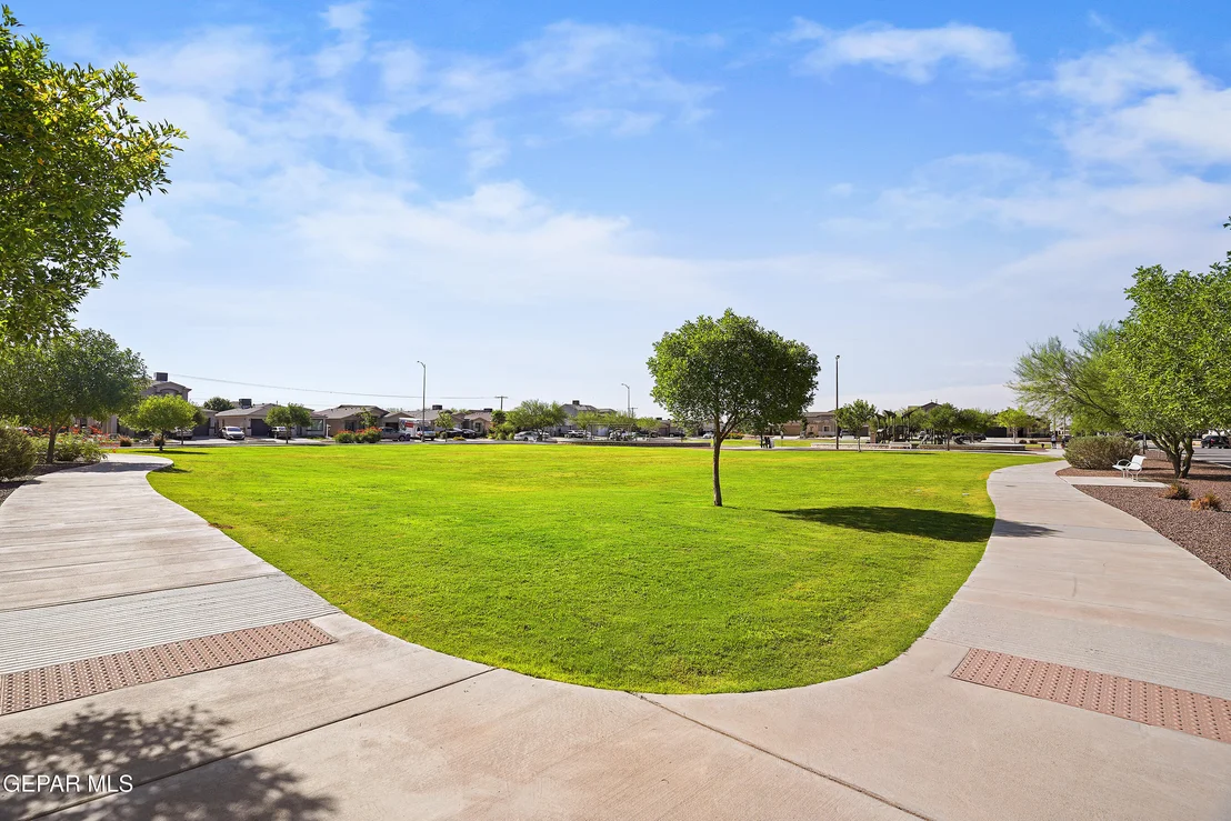 Photo of 6933 COPPER TOWN Drive