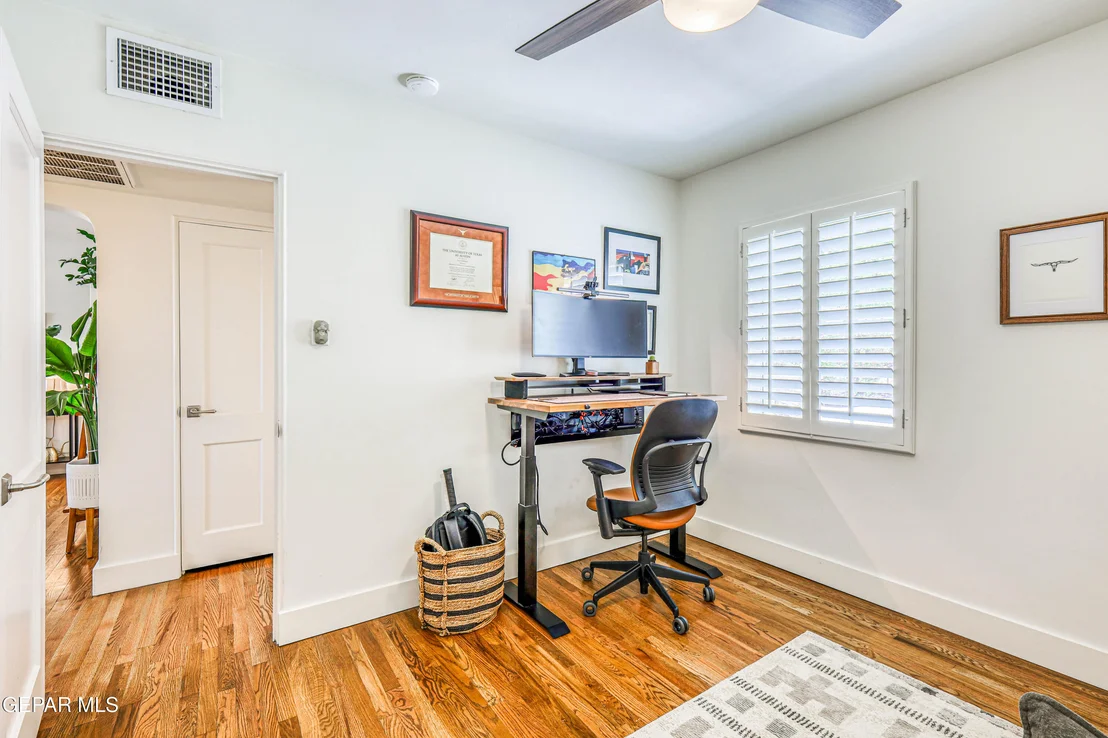 Photo of 2304 FLORENCE