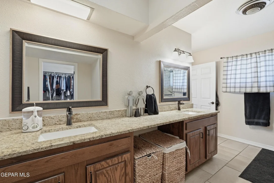 Photo of 216 SMITH Road