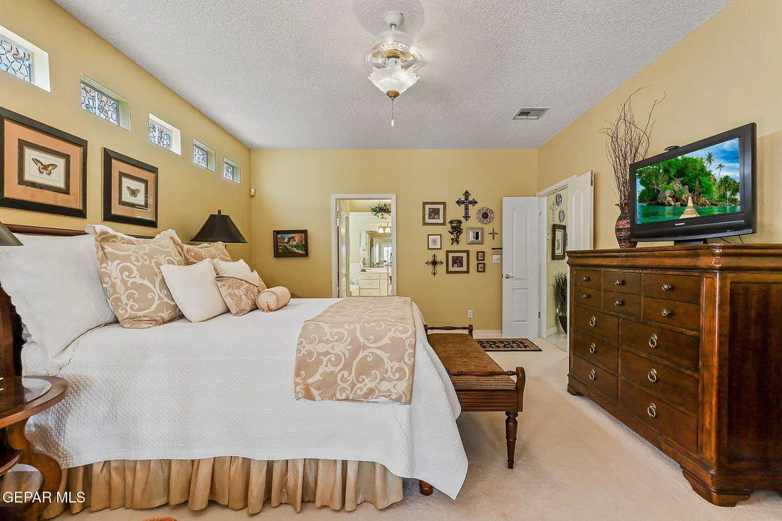 Photo of 4652 GLOBE WILLOW Drive