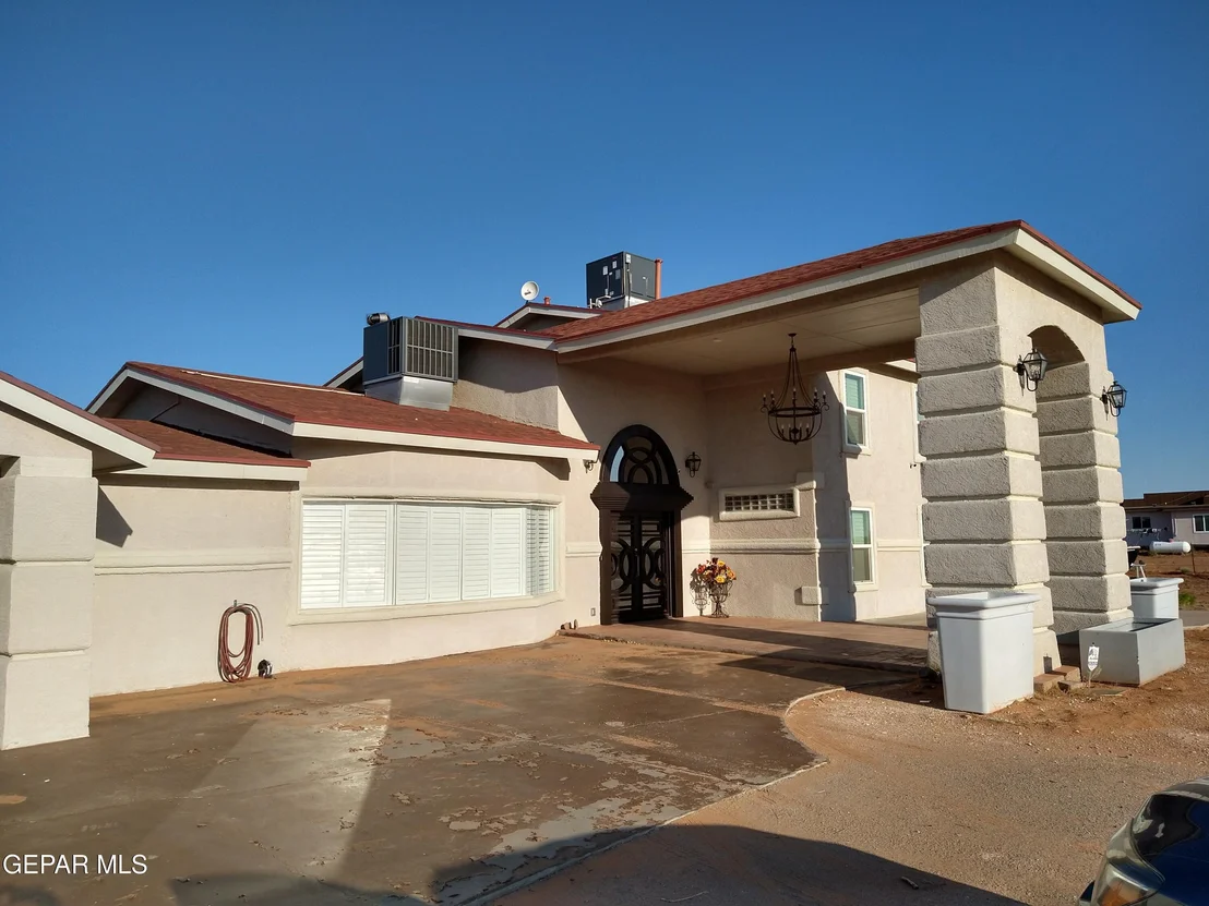 Photo of 5466 DESERT WILLOW Drive
