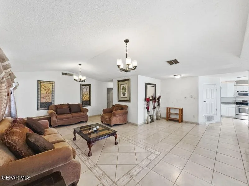 Photo of 445 Suzi Way