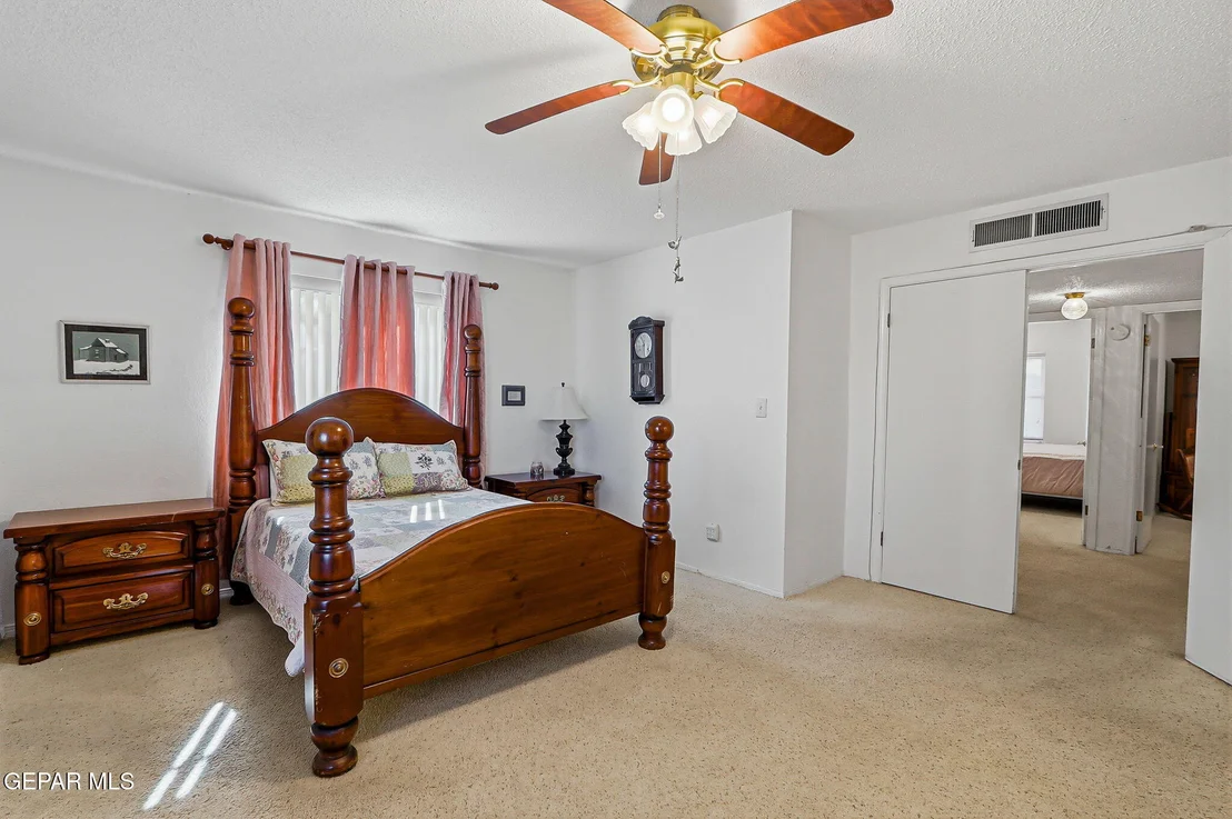 Photo of 6841 LA CADENA Drive