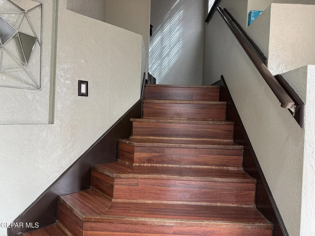Photo of 3025 OAK TOWER Place