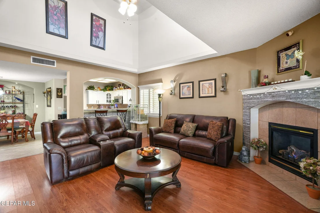 Photo of 2305 Canopy Place