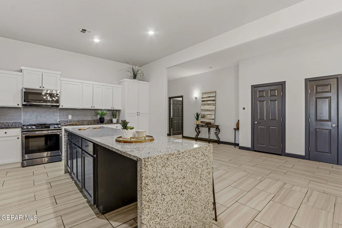 Photo of 6036 Oleaster Drive