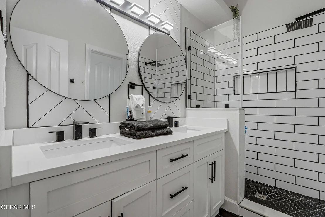Photo of 12205 SAINT LUCIA Drive