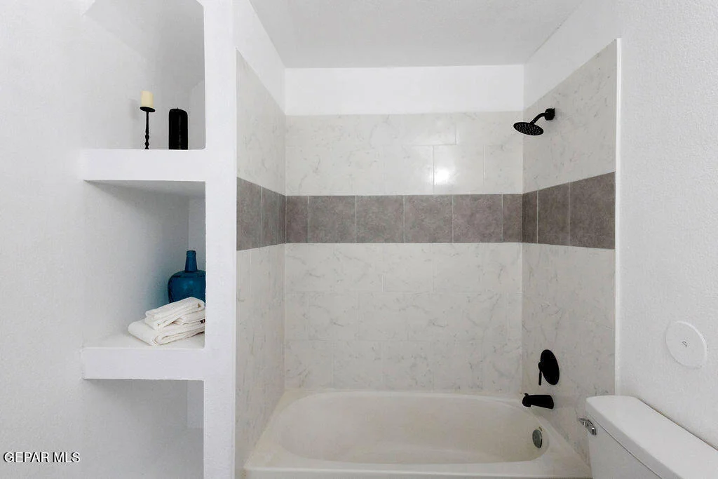 Photo of 11003 STONEBRIDGE Drive