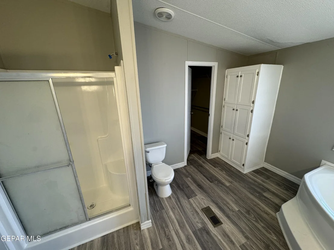 Photo of 241 Passmore Road