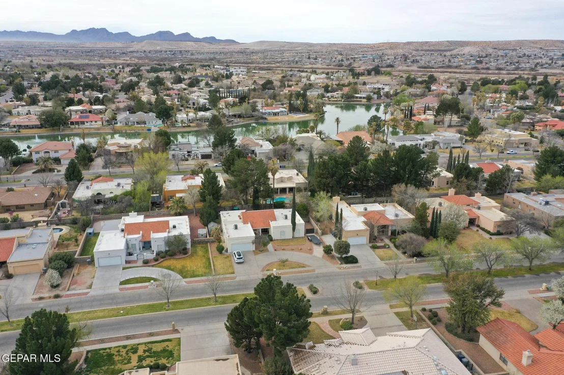 Photo of 633 WILD WILLOW Drive