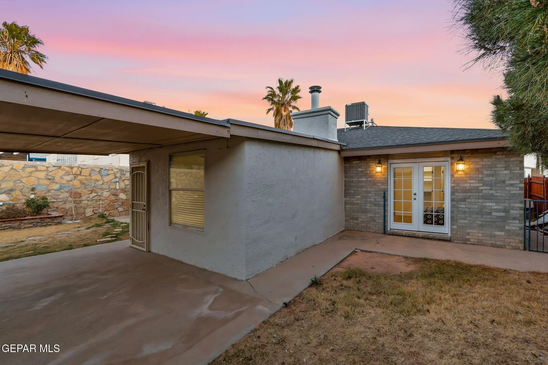 Photo of 11851 STONE CASTLE Drive