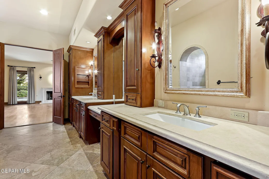 Photo of 4848 Villa Encanto