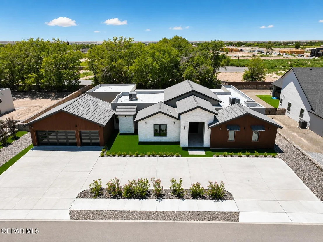 Photo of 6407 CADENCE RIVER Drive