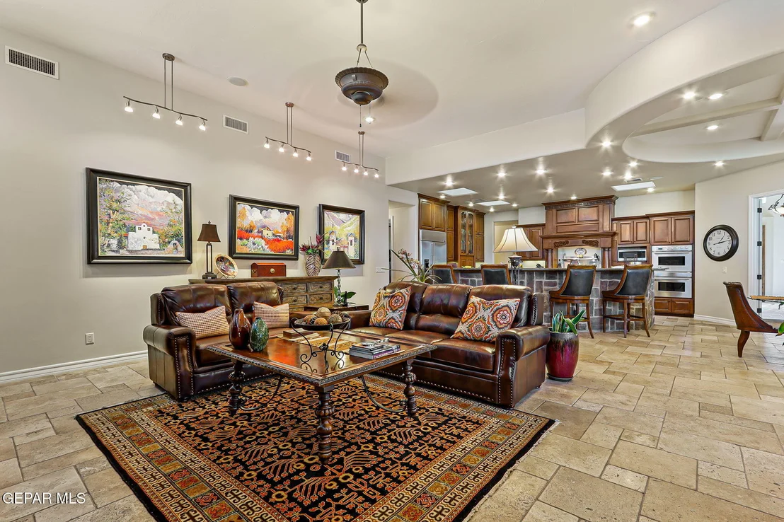 Photo of 6333 FRANKLIN TRAIL Drive