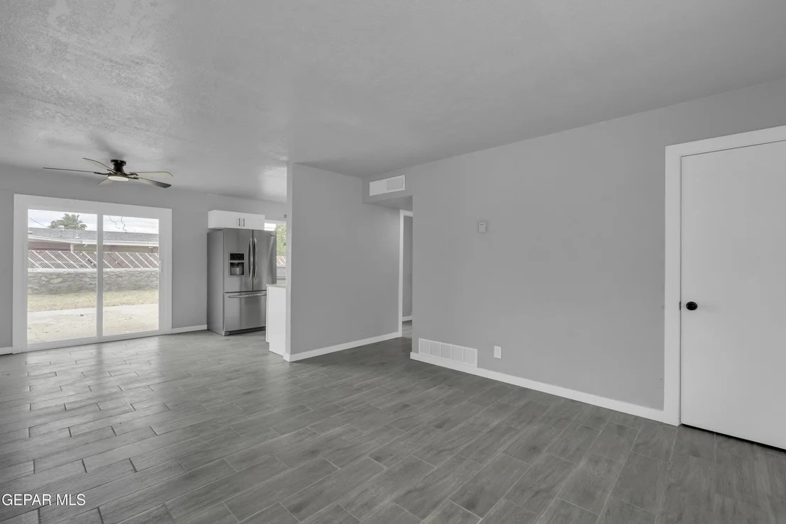 Photo of 9314 VICKSBURG Drive